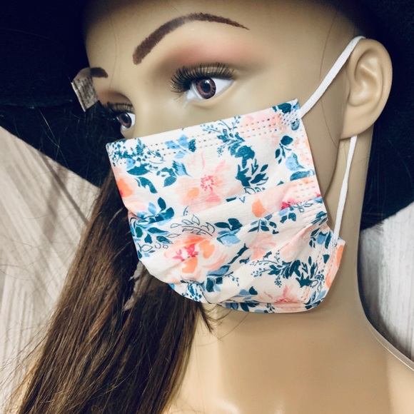 New Pretty Disposable Masks!! 💐🌿✨ - Picture 2 of 8